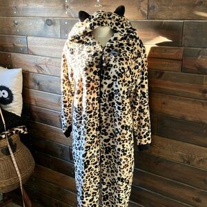 🐆 Leopard Hooded Onesie 🐆